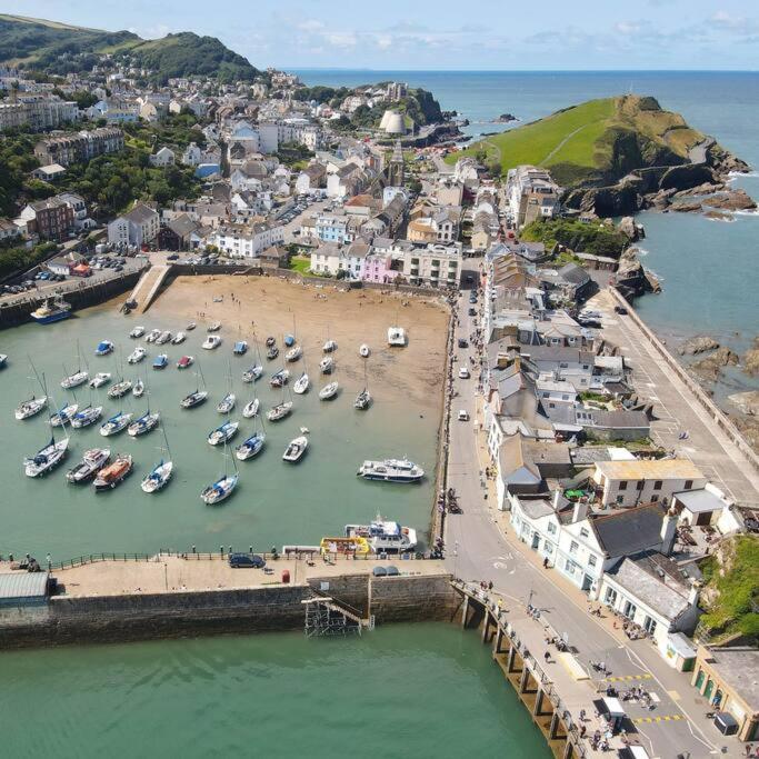 Sound Of The Sea - Ilfracombe Lägenhet Exteriör bild